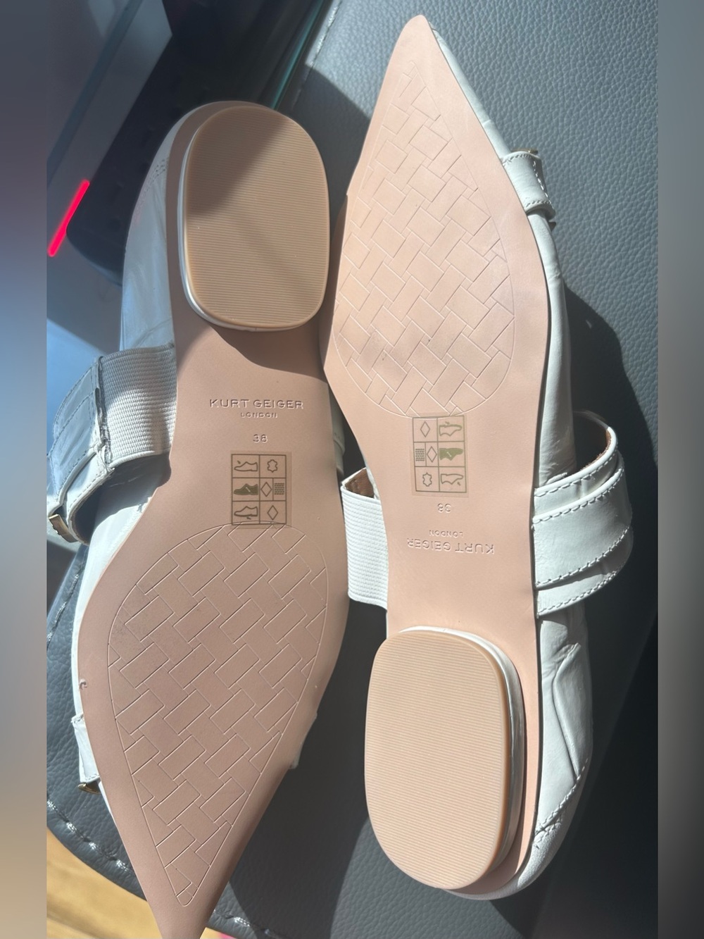 Cream Pointed Toe Embellished KURT GEIGER LONDON MANSION SLIP ON FLAT LOAFERS 38 - Picture 8 of 8
